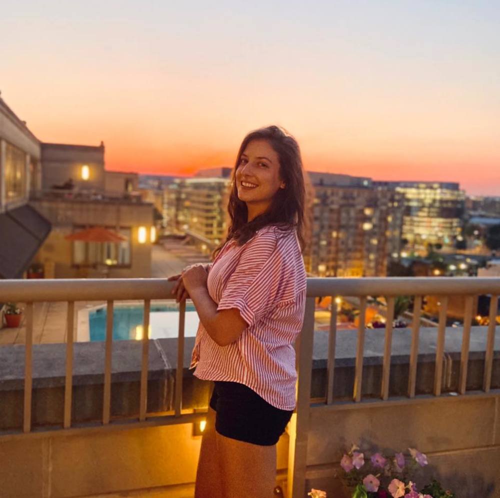 Meet your Posher, Miriam